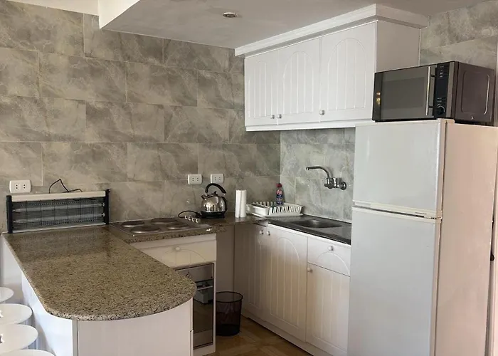 2bedroom- Sheik- Familyfriendly- Pool شقة *